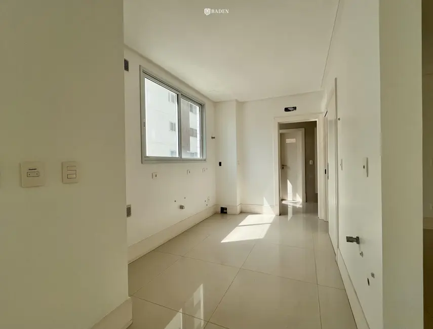 Foto 7 de Apartamento com 3 quartos à venda, 162m2 em Centro, Balneario Camboriu - SC