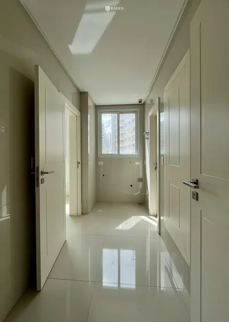 Foto 8 de Apartamento com 3 quartos à venda, 162m2 em Centro, Balneario Camboriu - SC