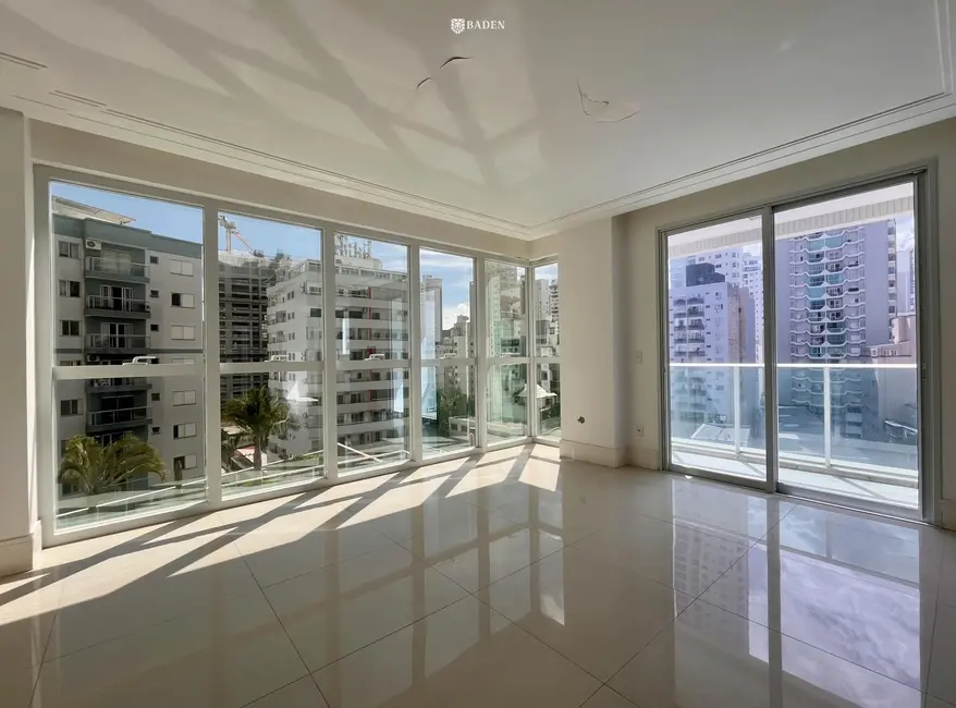 Foto 5 de Apartamento com 3 quartos à venda, 162m2 em Centro, Balneario Camboriu - SC