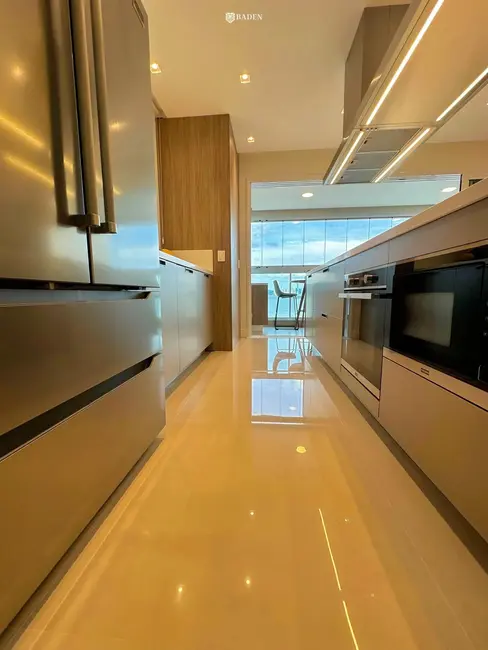 Foto 7 de Apartamento com 3 quartos à venda, 160m2 em Pioneiros, Balneario Camboriu - SC