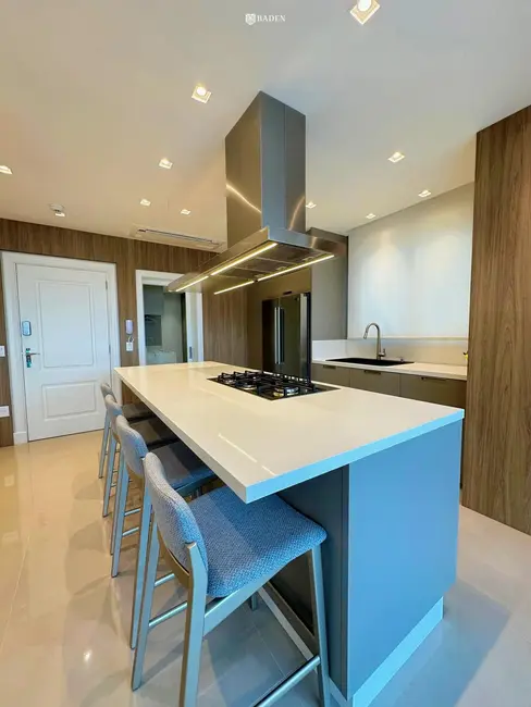 Foto 9 de Apartamento com 3 quartos à venda, 160m2 em Pioneiros, Balneario Camboriu - SC