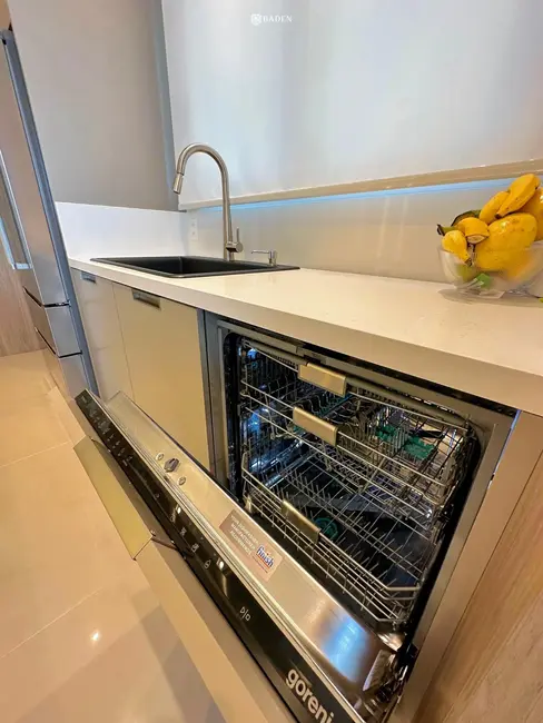 Foto 6 de Apartamento com 3 quartos à venda, 160m2 em Pioneiros, Balneario Camboriu - SC