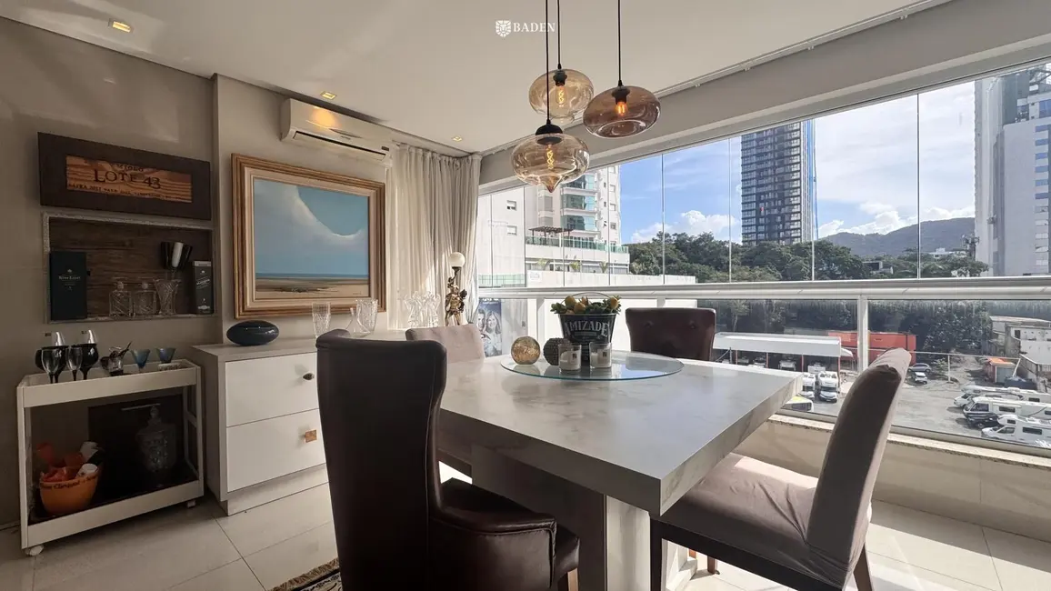 Foto 3 de Apartamento com 2 quartos à venda, 126m2 em Centro, Balneario Camboriu - SC