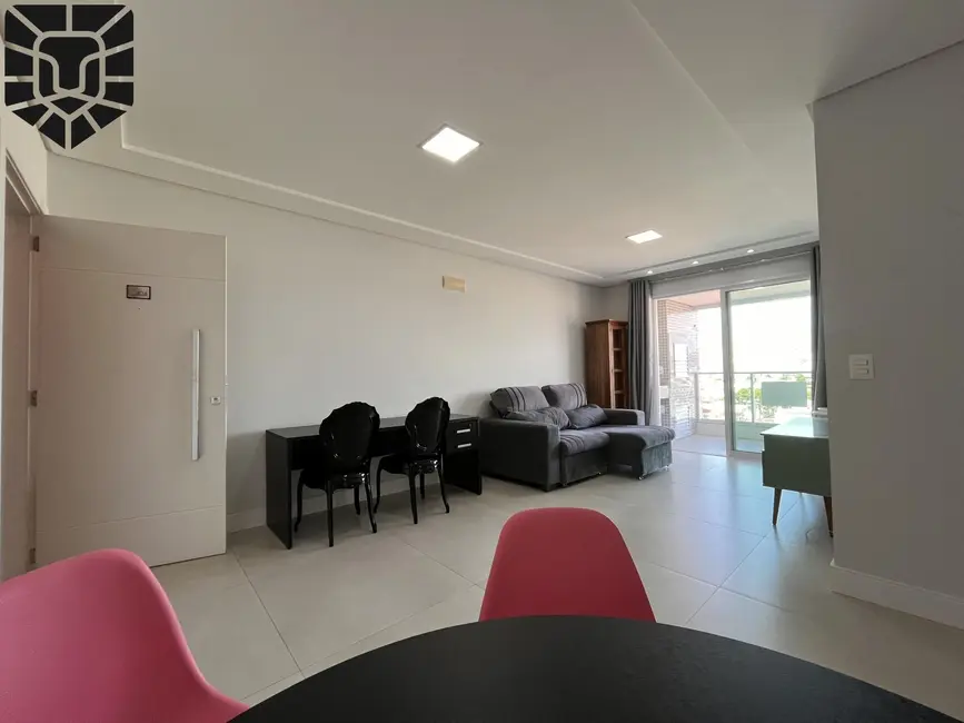 Foto 3 de Apartamento com 2 quartos para alugar, 86m2 em Centro, Balneario Camboriu - SC