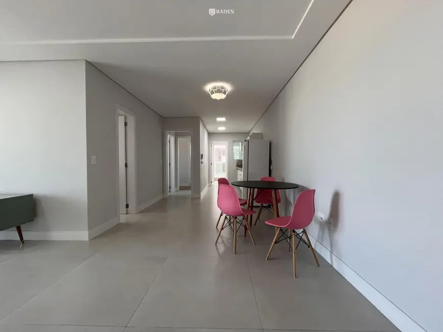 Foto 2 de Apartamento com 2 quartos para alugar, 86m2 em Centro, Balneario Camboriu - SC