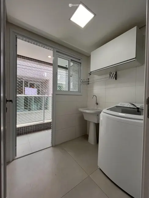 Apartamento com 2 quartos para alugar, 86m2 em Centro, Balneario Camboriu - SC - imagem 7 Foto 7 de Apartamento com 2 quartos para alugar, 86m2 em Centro, Balneario Camboriu - SC