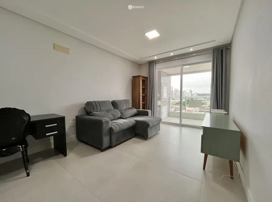 Apartamento com 2 quartos para alugar, 86m2 em Centro, Balneario Camboriu - SC - imagem 1 Foto 1 de Apartamento com 2 quartos para alugar, 86m2 em Centro, Balneario Camboriu - SC
