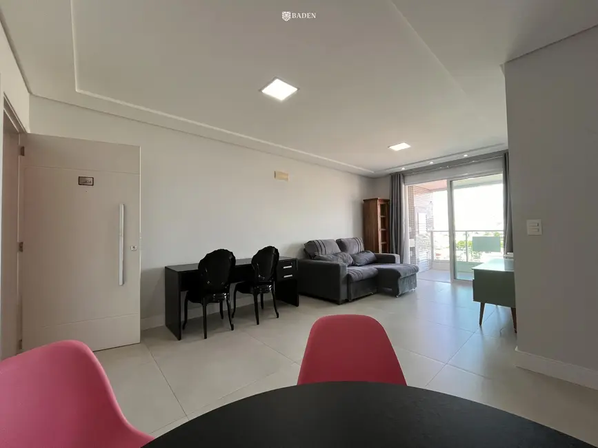 Foto 3 de Apartamento com 2 quartos para alugar, 86m2 em Centro, Balneario Camboriu - SC