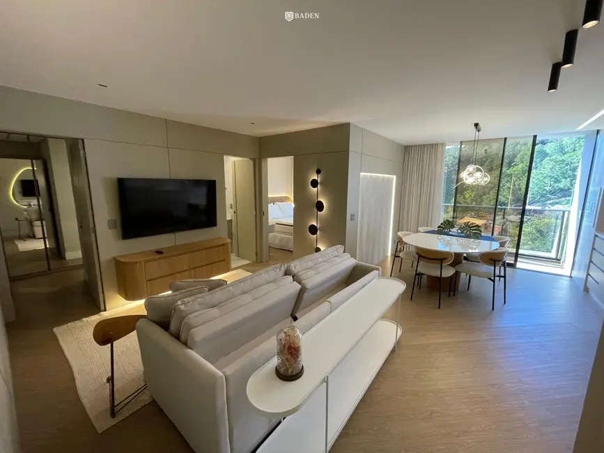Foto 4 de Apartamento com 2 quartos à venda, 83m2 em Estados, Balneario Camboriu - SC