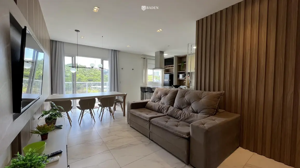 Foto 2 de Apartamento com 2 quartos para alugar, 90m2 em Itajai - SC