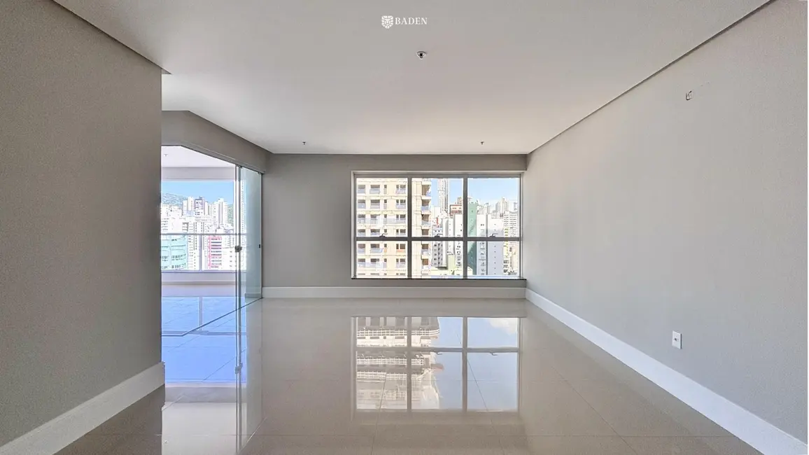 Foto 9 de Apartamento com 4 quartos à venda, 165m2 em Centro, Balneario Camboriu - SC