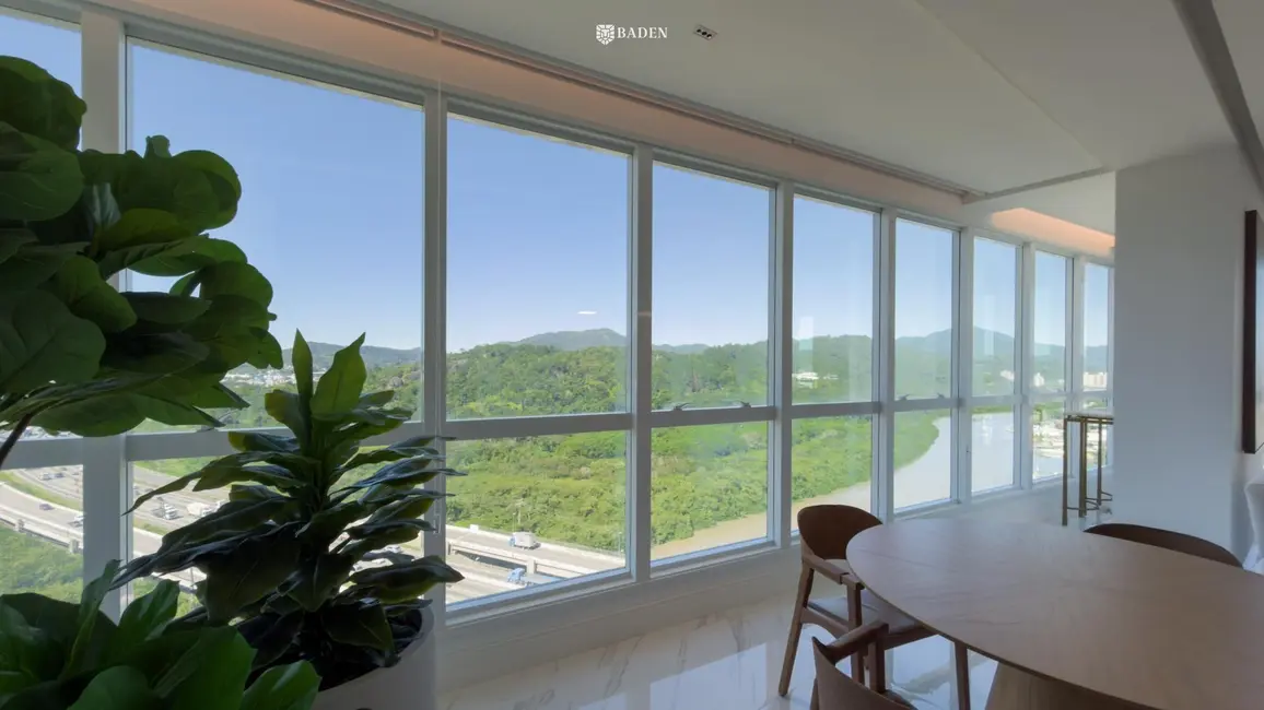Foto 8 de Apartamento com 3 quartos à venda, 180m2 em Centro, Balneario Camboriu - SC