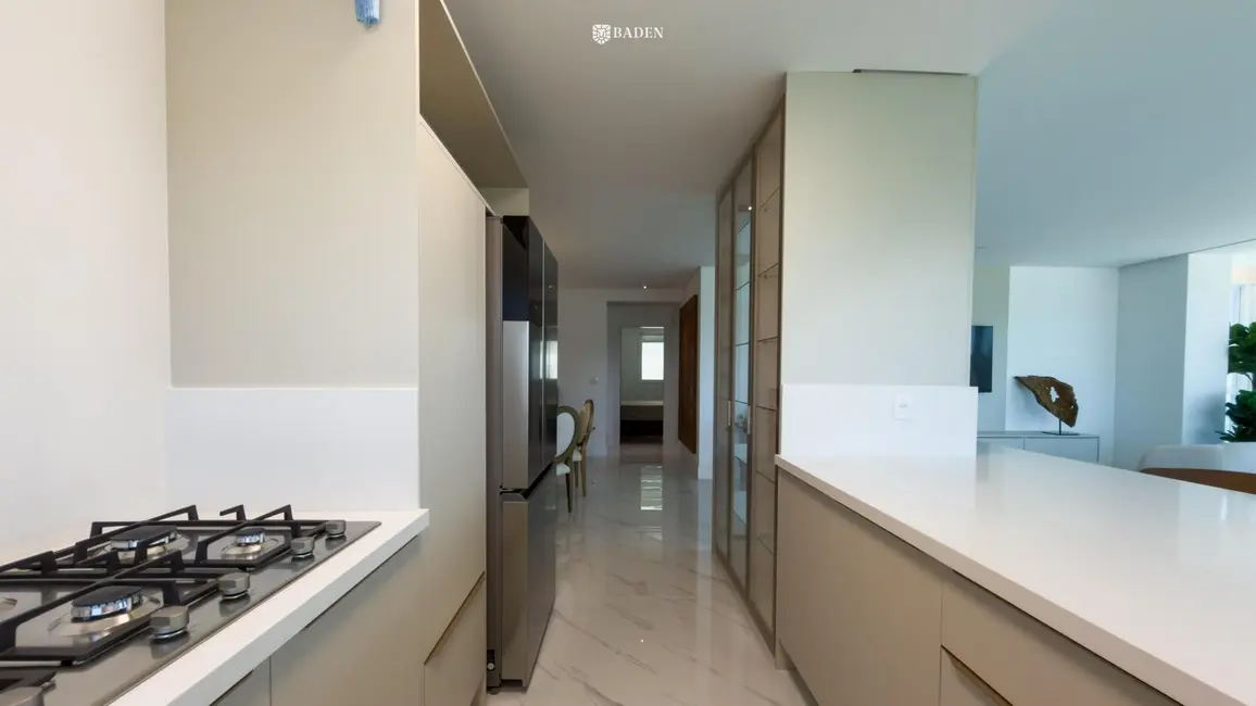 Foto 23 de Apartamento com 3 quartos à venda, 180m2 em Centro, Balneario Camboriu - SC