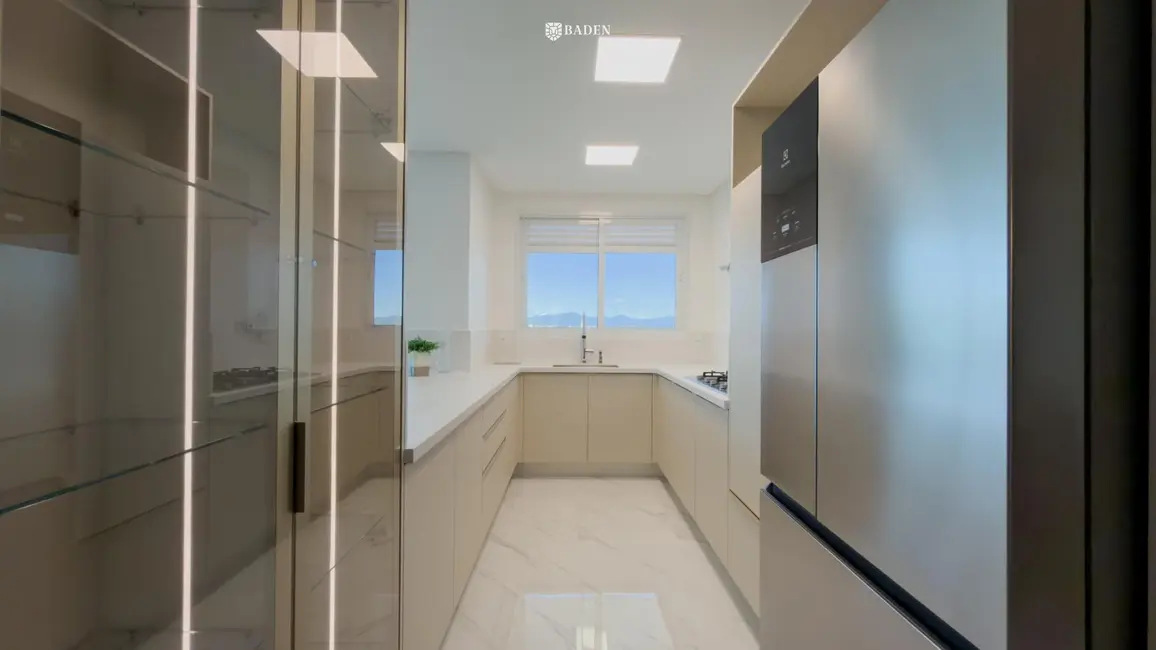 Foto 20 de Apartamento com 3 quartos à venda, 180m2 em Centro, Balneario Camboriu - SC