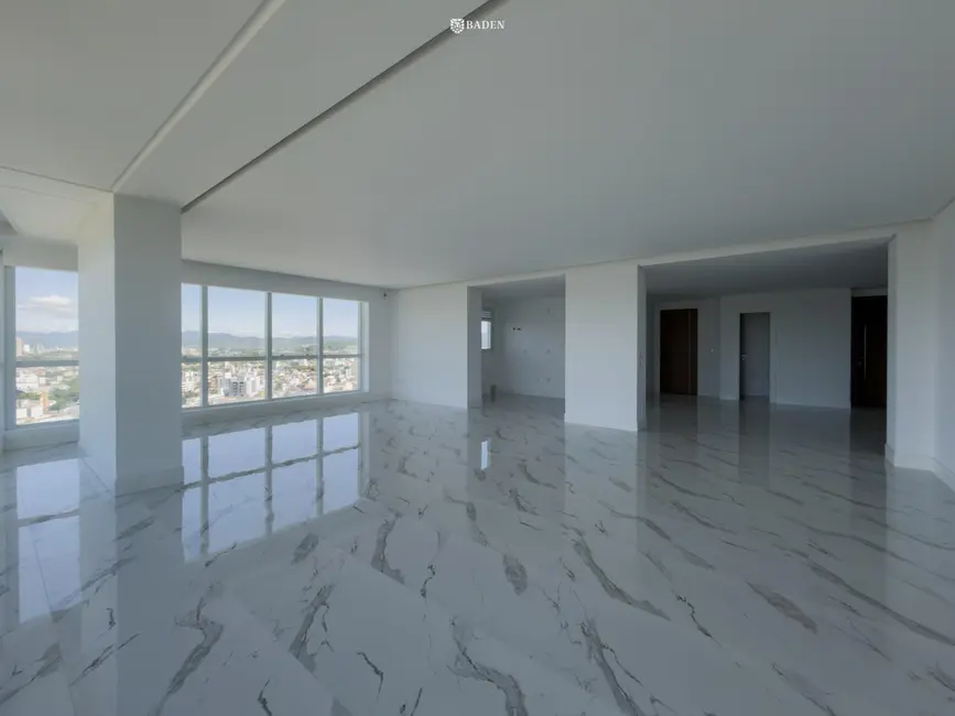 Foto 9 de Apartamento com 3 quartos à venda, 180m2 em Centro, Balneario Camboriu - SC