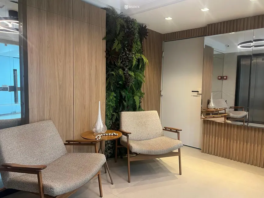 Foto 3 de Apartamento com 2 quartos à venda, 70m2 em Centro, Balneario Camboriu - SC