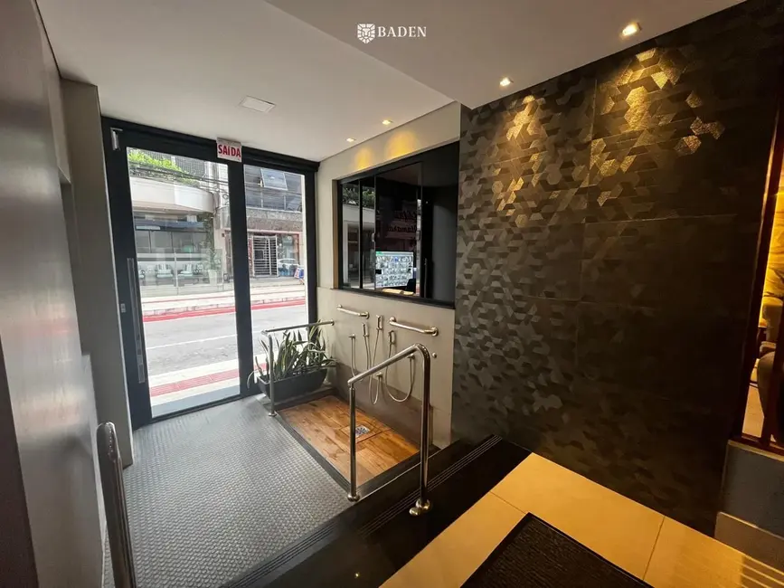 Foto 2 de Apartamento com 3 quartos à venda, 104m2 em Centro, Balneario Camboriu - SC