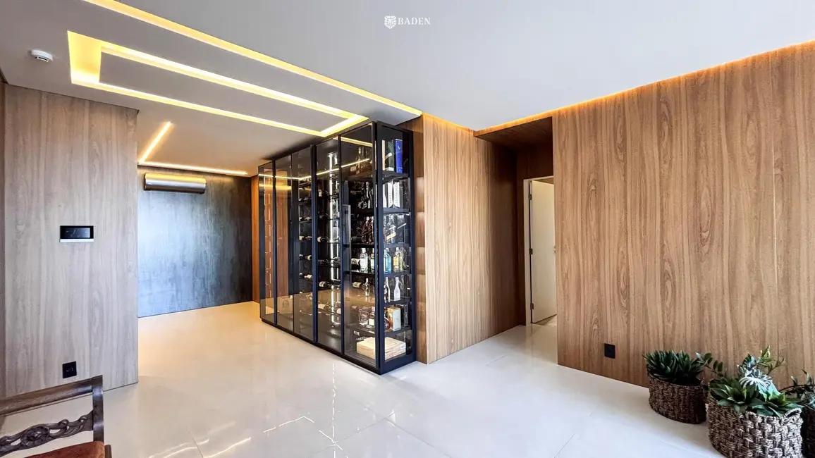 Foto 4 de Cobertura com 5 quartos à venda, 452m2 em Pioneiros, Balneario Camboriu - SC