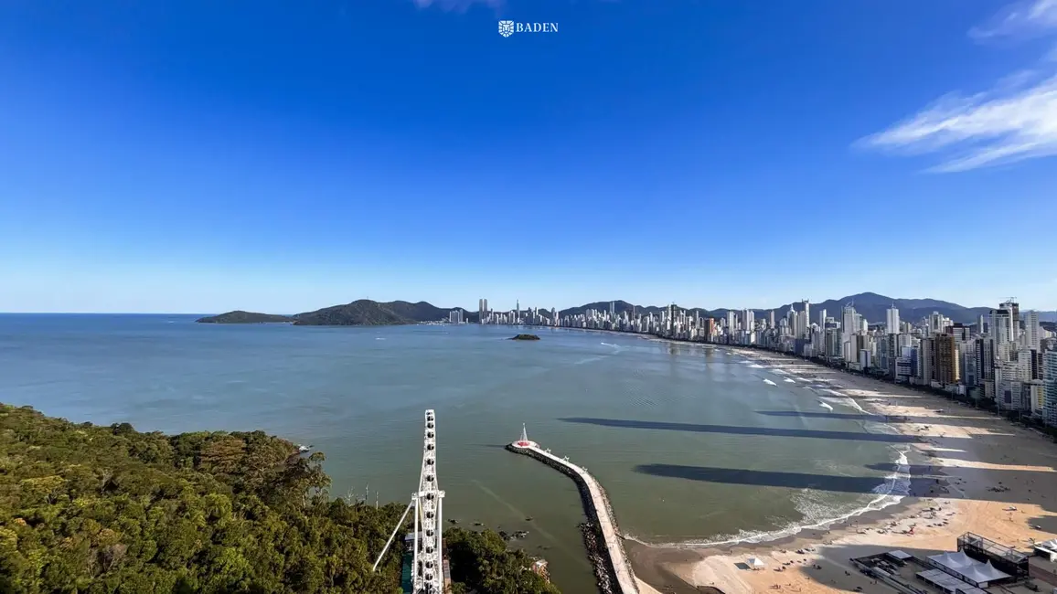 Foto 1 de Cobertura com 5 quartos à venda, 452m2 em Pioneiros, Balneario Camboriu - SC