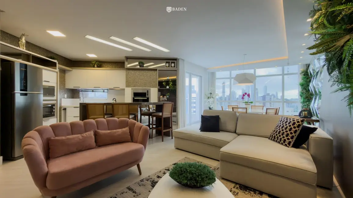 Foto 8 de Apartamento com 3 quartos para alugar, 145m2 em Balneario Camboriu - SC