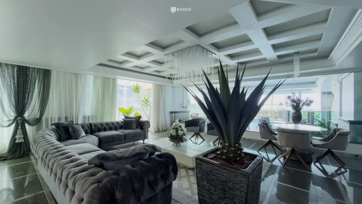 Foto 5 de Apartamento com 3 quartos à venda, 185m2 em Centro, Balneario Camboriu - SC