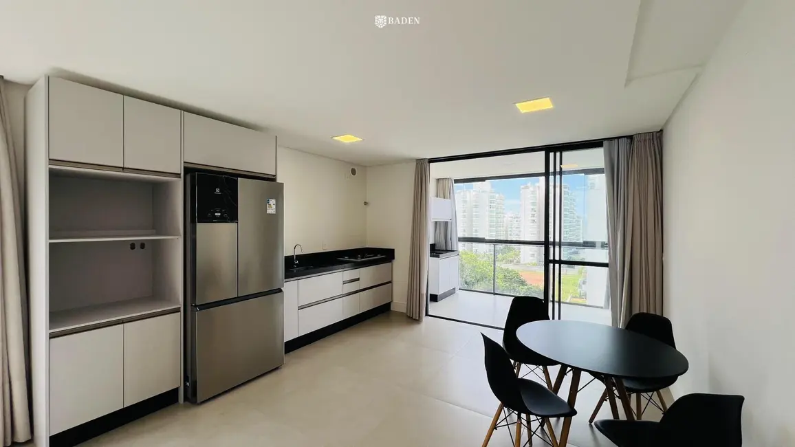 Apartamento com 3 quartos para alugar, 130m2 em Itajai - SC - imagem 6 Foto 6 de Apartamento com 3 quartos para alugar, 130m2 em Itajai - SC