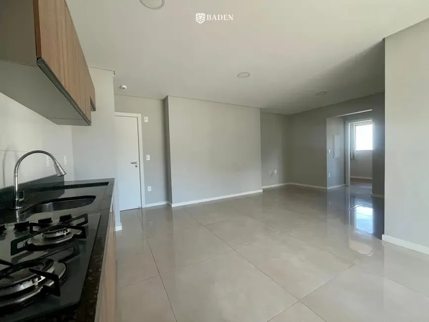 Apartamento com 2 quartos para alugar, 74m2 em Fazenda, Itajai - SC - imagem 6 Foto 6 de Apartamento com 2 quartos para alugar, 74m2 em Fazenda, Itajai - SC