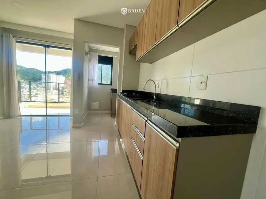 Apartamento com 2 quartos para alugar, 74m2 em Fazenda, Itajai - SC - imagem 8 Foto 8 de Apartamento com 2 quartos para alugar, 74m2 em Fazenda, Itajai - SC