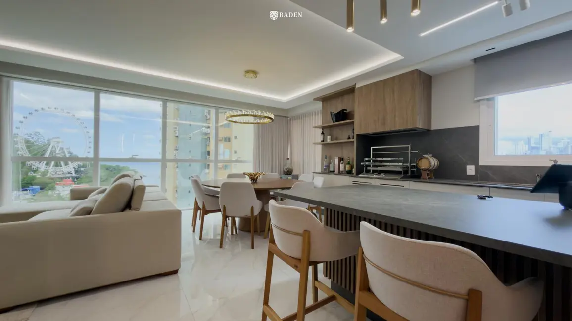 Foto 4 de Apartamento com 3 quartos à venda, 150m2 em Pioneiros, Balneario Camboriu - SC