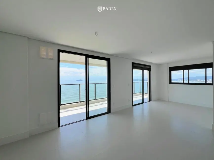 Foto 4 de Apartamento com 3 quartos à venda, 133m2 em Centro, Balneario Picarras - SC