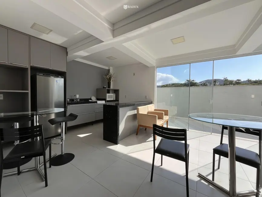 Foto 5 de Sala Comercial com 1 quarto para alugar, 43m2 em Pioneiros, Balneario Camboriu - SC