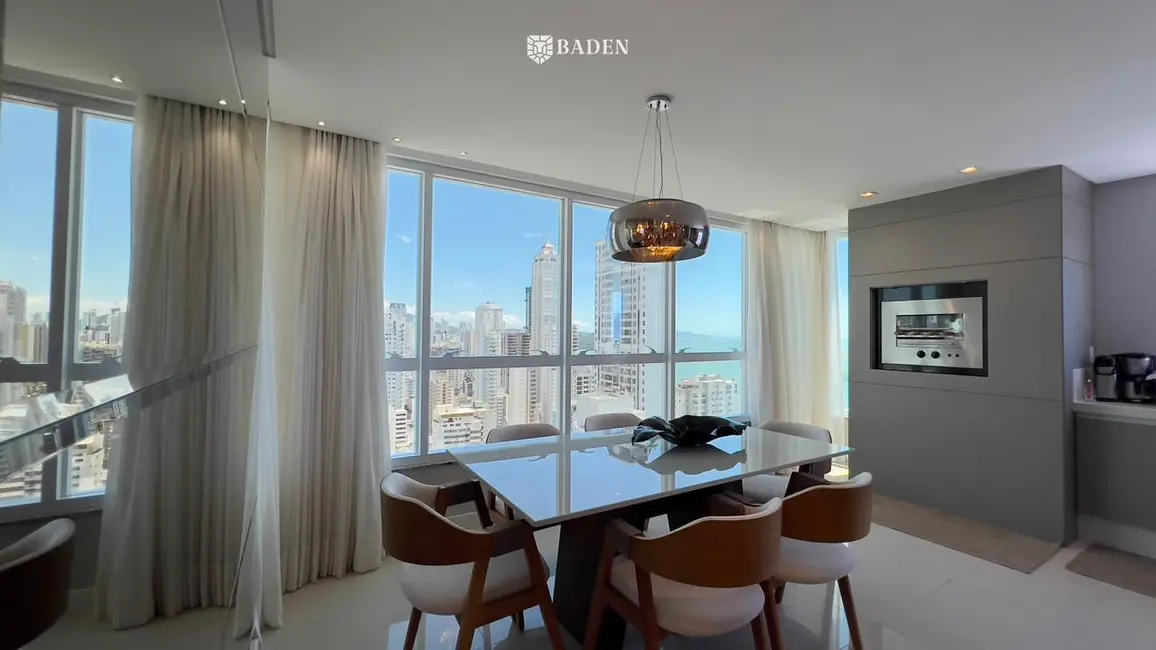 Foto 1 de Apartamento com 3 quartos à venda, 125m2 em Centro, Balneario Camboriu - SC