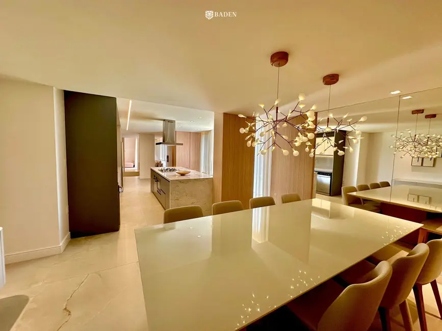 Foto 9 de Apartamento com 3 quartos à venda, 185m2 em Itajai - SC
