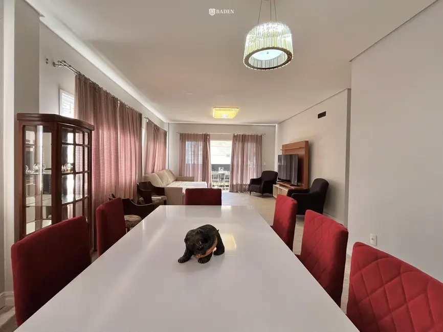 Foto 4 de Apartamento com 2 quartos para alugar, 145m2 em Centro, Balneario Camboriu - SC