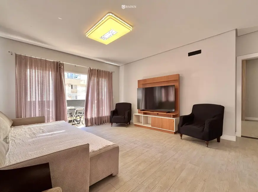 Foto 5 de Apartamento com 2 quartos para alugar, 145m2 em Centro, Balneario Camboriu - SC