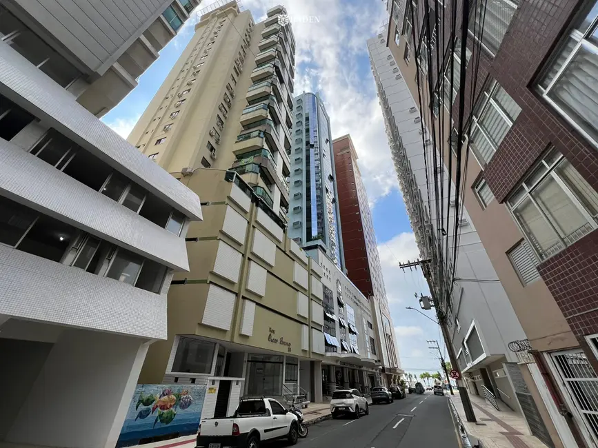 Foto 1 de Apartamento com 3 quartos à venda, 193m2 em Centro, Balneario Camboriu - SC