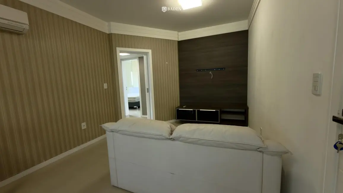 Foto 4 de Apartamento com 3 quartos à venda, 122m2 em Centro, Balneario Camboriu - SC