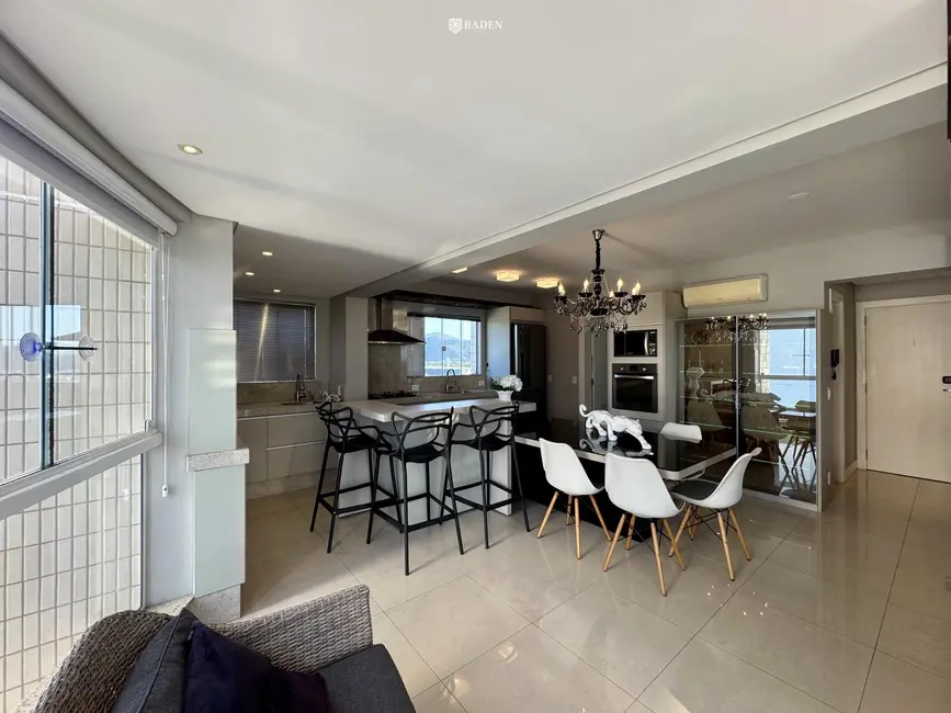 Foto 8 de Apartamento com 3 quartos para alugar, 120m2 em Centro, Balneario Camboriu - SC