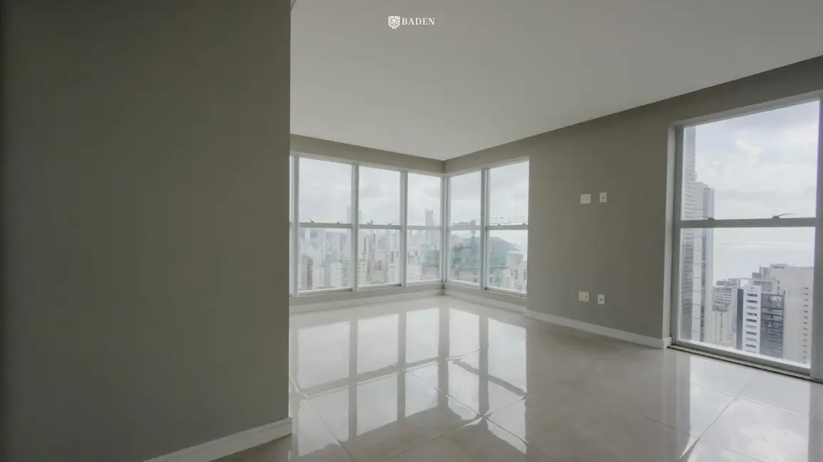 Foto 6 de Cobertura com 6 quartos à venda, 347m2 em Centro, Balneario Camboriu - SC