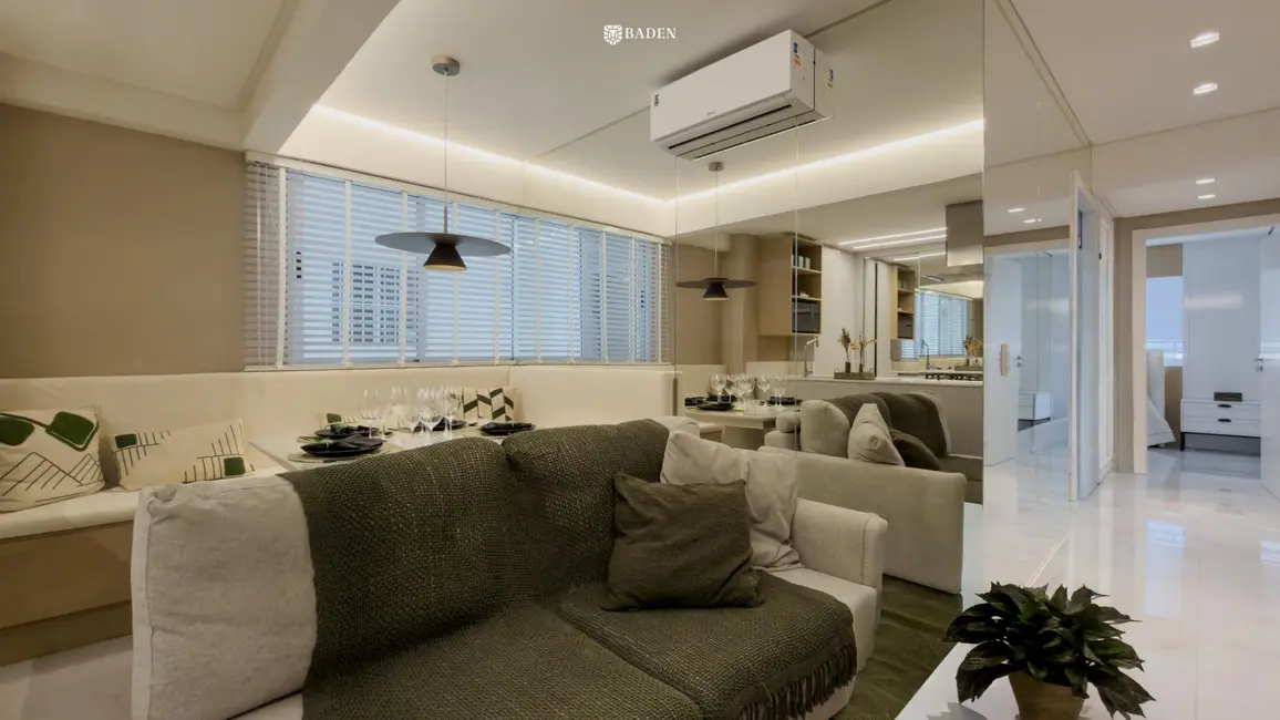 Apartamento com 2 quartos à venda, 100m2 em Balneario Camboriu - SC - imagem 2 Foto 2 de Apartamento com 2 quartos à venda, 100m2 em Balneario Camboriu - SC