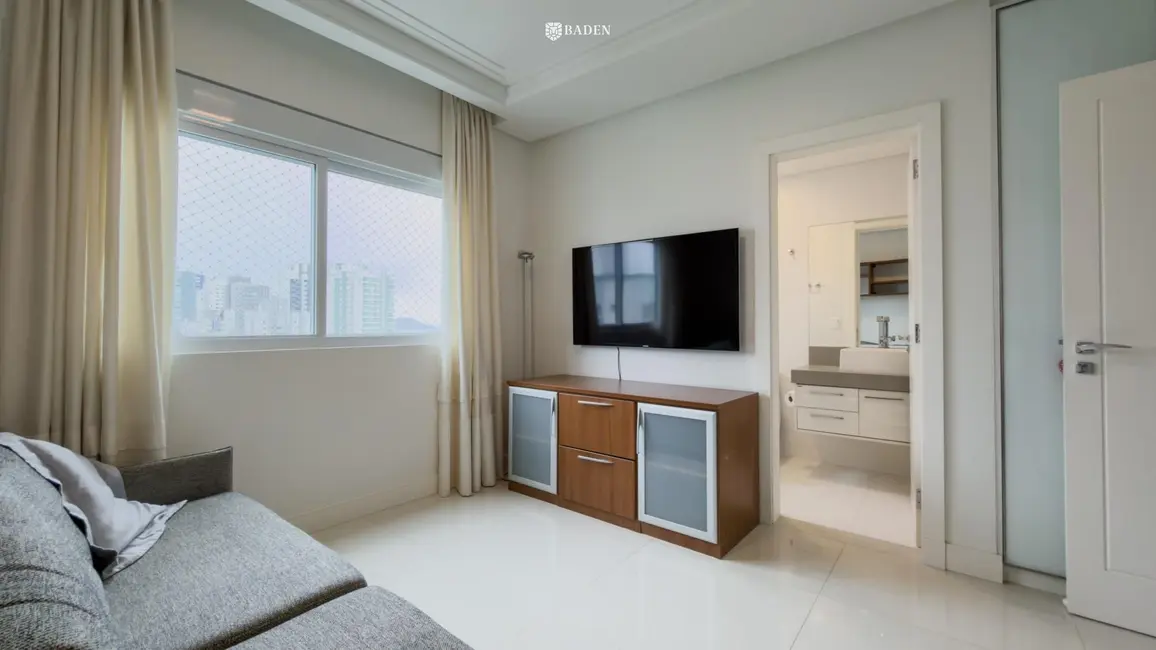 Foto 6 de Apartamento com 4 quartos à venda, 180m2 em Centro, Balneario Camboriu - SC
