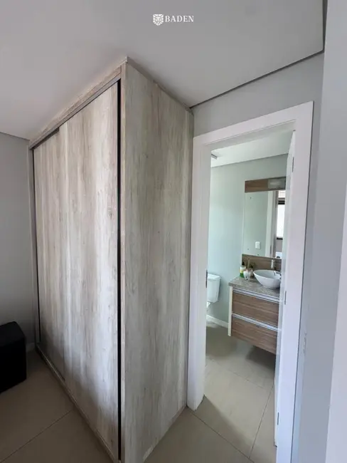 Foto 9 de Apartamento com 3 quartos para alugar, 127m2 em Centro, Balneario Camboriu - SC