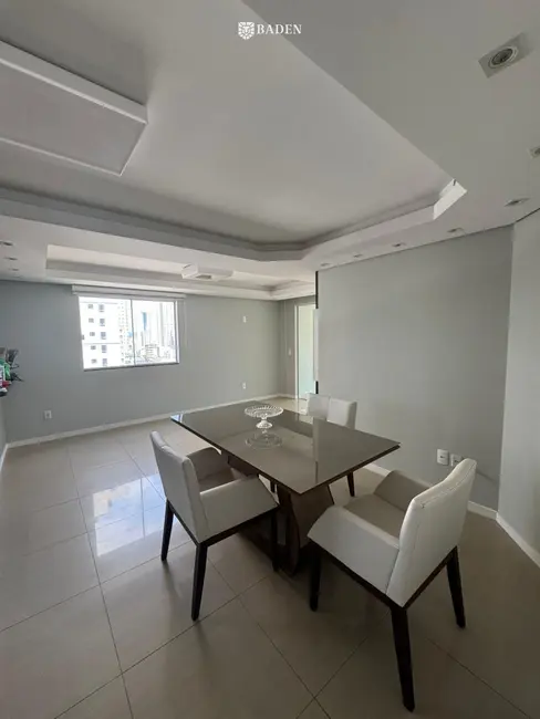 Foto 4 de Apartamento com 3 quartos para alugar, 127m2 em Centro, Balneario Camboriu - SC