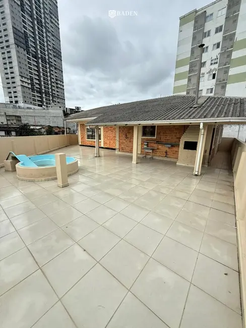 Foto 5 de Apartamento com 3 quartos para alugar, 130m2 em Camboriu - SC
