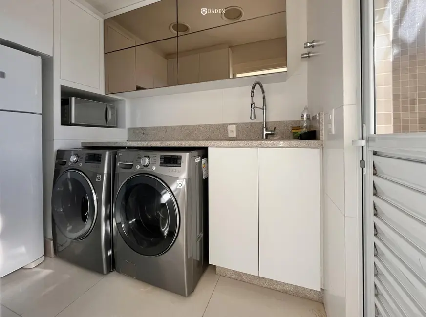 Foto 5 de Apartamento com 3 quartos para alugar, 162m2 em Centro, Balneario Camboriu - SC