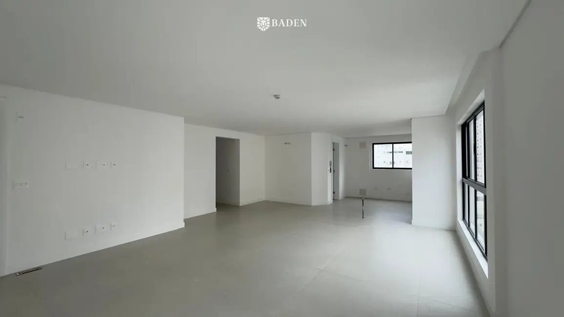 Foto 5 de Apartamento com 3 quartos à venda, 104m2 em Centro, Balneario Camboriu - SC