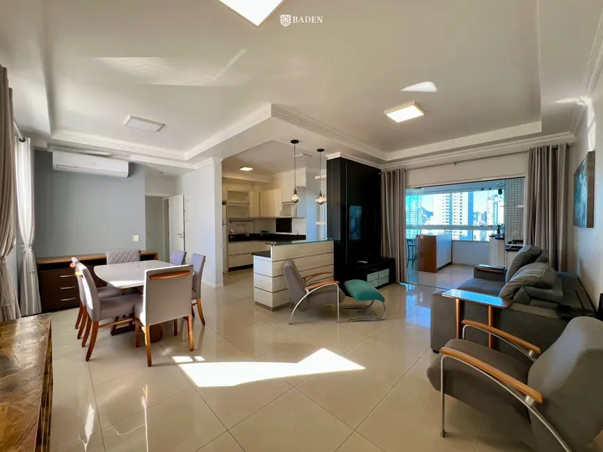 Apartamento com 3 quartos à venda, 125m2 em Centro, Balneario Camboriu - SC - imagem 9 Foto 9 de Apartamento com 3 quartos à venda, 125m2 em Centro, Balneario Camboriu - SC