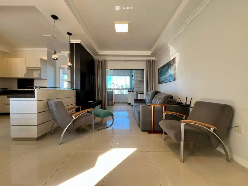 Apartamento com 3 quartos à venda, 125m2 em Centro, Balneario Camboriu - SC - imagem 2 Foto 2 de Apartamento com 3 quartos à venda, 125m2 em Centro, Balneario Camboriu - SC
