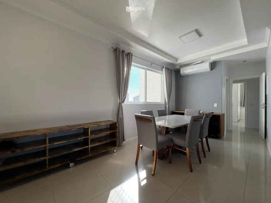 Apartamento com 3 quartos à venda, 125m2 em Centro, Balneario Camboriu - SC - imagem 7 Foto 7 de Apartamento com 3 quartos à venda, 125m2 em Centro, Balneario Camboriu - SC
