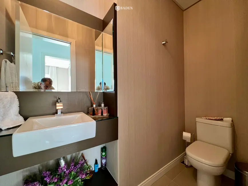 Foto 4 de Apartamento com 3 quartos à venda, 115m2 em Centro, Balneario Camboriu - SC